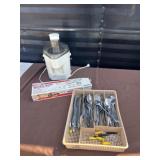 Electric Knife, Silverware and Juicer