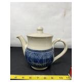 Thamach Pottery Tea Pot