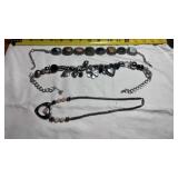 Vtg Silver -toned costume Jewelry charm necklace,