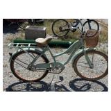 Huffy Nel Lusso Cruiser Bike, mint green