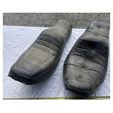 2 black seats for motorcycle