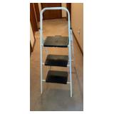 Folding Step Ladder