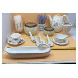 Vtg Porcelain Teapot, Teacups with Saucers