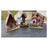 Rustic Birdhouses and Decor