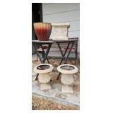 Ceramic Outdoor Flower Pots , Wooden Tables