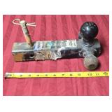 Multi-Ball Reese Hitch