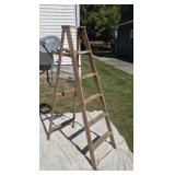 6 ft wood step ladder