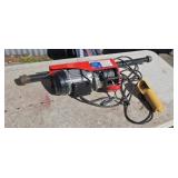 Tool shed Electric ac110 hoist 440 lb like new