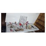 Kitchen utensils steak knives silhouette picture