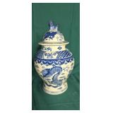 Antique Blue White Chinese Ginger Jar Vase Foo