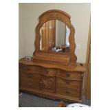 Carlisle Co. Beautiful cortisone Oak large