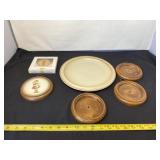 Goebel 10 Inch plate, 1990 A Stitch In Time Plate