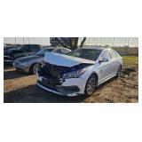 2017 Hyun Sonata 5NPE34AF0HH457316 Abandoned