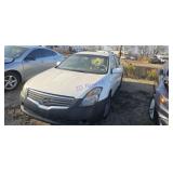 2008 Niss Altima 1N4AL21E38N424097 Abandoned