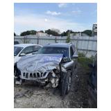 2019 Jeep Cherokee 1C4PJLLX1KD128717