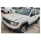 1999 Niss Pathfinder JN8AR05S5XW326425 -parts only