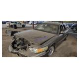 2002 Merc Grand marquee 2MEFM75W82X629528 KEY3