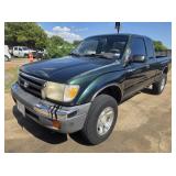 2000 Toyt Tacoma 4TASM92N7YZ642616 Key/Runs/drives