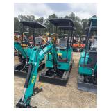 AGT H15R Mini Excavator - 420cc Gas 8.6KW, 15" Bucket, Pilot System, 4FT Tracks