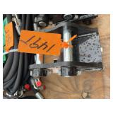 Future Quick Coupler - Fits 1-2 Ton Excavator, 1" Pin Hole