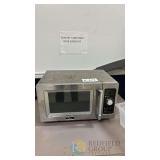 Midea 1025F0A Commercial Microwave Oven, 1000W, 0.9 cu ft, Stainless, 120V, Serial: 9808058001176
