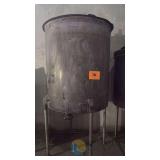 600 Gallon Stainless Steel Vertical Finish Head Tank, RTD Temp Sensor, 4-Leg Supports, Asset 331PLC040