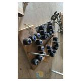 Black Karded Spun Yarn on Spool Provided Pallets