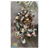 35-Piece Rooster & Chicken Figurine Lot, Ceramic & Mixed Materials, Tabletop and Wall Decor