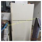 USED KENMORE REFRIGERATOR IN WORKING ORDER