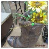 OUTDOOR BOOT PLANTER