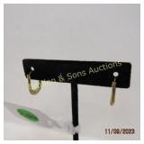 LADIES 14K GOLD EARRINGS  WEIGHS 0.5 GRAMS