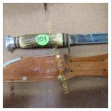 VINTAGE 8" STAG HANDLED FIXED BLADE KNIFE