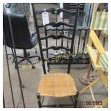ANTIQUE LADDER BACK CHAIR, CIRCA 1950