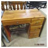 CONTEMPORARY SMALL DESK