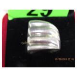 LADIES STERLING SILVER RING SIZE 4