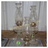 GROUP OF 3 ANTIQUE OIL LANTERNS.