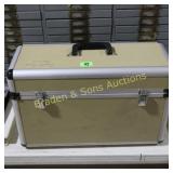 21" X 9" HARD SIDE CARRY CASE.