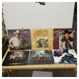 GROUP OF 8 VINTAGE RECORDS.