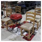 GROUP OF 4 CONTEMPORARY DINING CHAIRS.