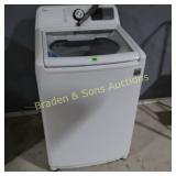 USED MIDEA WASHING MACHINE IN WORKING ORDER.