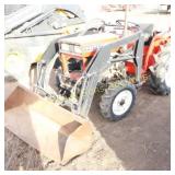 USED HINOMOTO T20 TRACTOR W/ BUCKET IN RUNNING