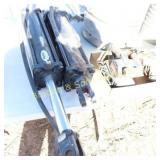 GROUP OF 2 USED ROYAL PLATE HYDRAULIC CYLINDERS