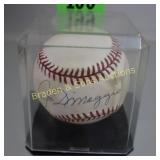 AUTOGRAPHED JOE DIMAGGIO BASEBALL