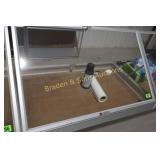 TABLE TOP 34" X 22" ALUMINUM DISPLAY CASE.