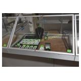 TABLE TOP 34" X 22" ALUMINUM DISPLAY CASE.