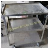 USED ROLL AROUND CART