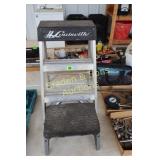 SMALL STEP LADDER AND STOOL