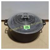 VINTAGE WAGNER WARE #1268 CAST IRON DUTCH OVEN