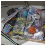 GROUP OF ASSORTED MCDONALDS SPACE JAM TOYS