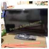 USED PHILLIPS 50" FLATSCREEN TV IN WORKING ORDER